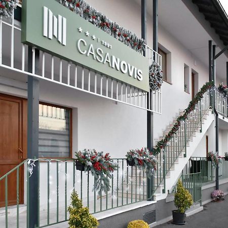 Casa Novis Hotel Băicoi Exterior foto